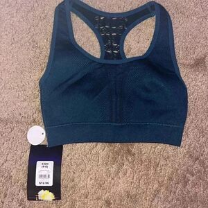 Aviva, sports bra, seamless size 4-6 or small